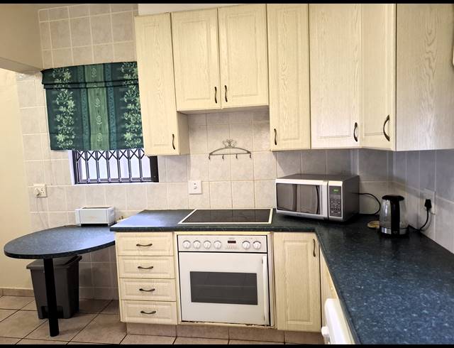 4 BEDROOM APARTMENT FOR SALE IN MANABA BEACH